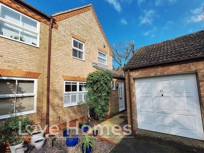 3 Bedroom House Central Bedfordshire Central Bedfordshire