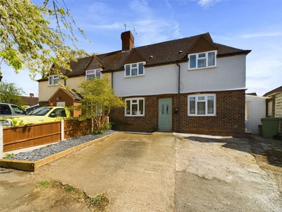 3 bedroom semi-detached house for rent in Shelley Avenue, Cheltenham, Gloucestershire, GL51