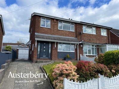 3 bedroom semi-detached house for sale in Bambury Street, Stoke-On-Trent, ST3