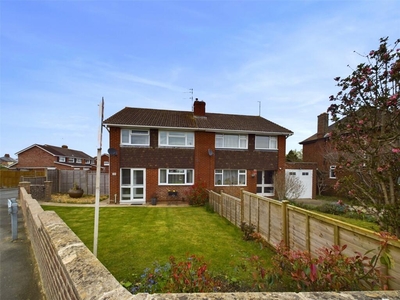 3 bedroom semi-detached house for sale in Lansdown Road, Gloucester, Gloucestershire, GL1