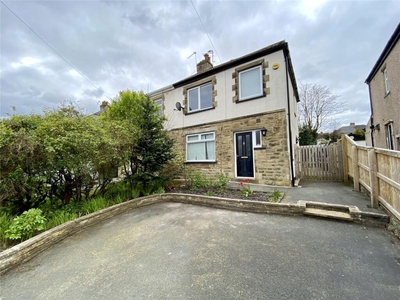 3 bedroom semi-detached house for sale in Leafield Drive, Eccleshill, Bradford, BD2