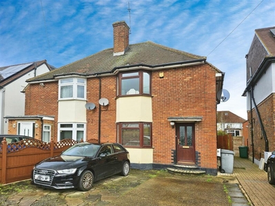 3 bedroom semi-detached house for sale in Pursley Road, Mill Hill, NW7