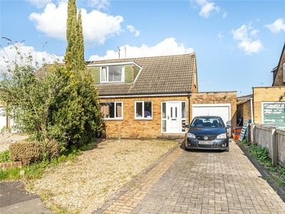 3 bedroom semi-detached house for sale in Winchester Close, Swindon, SN3