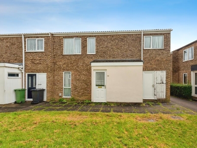 3 bedroom semi-detached house for sale in Winchester Gardens, LUTON, Bedfordshire, LU3