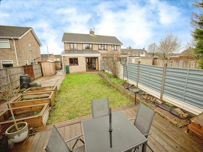 3 bedroom semi-detached house for sale in Woodvale Avenue, Lincoln, LN6