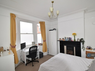 3 bedroom terraced house for rent in Baker Street, Exeter, EX2