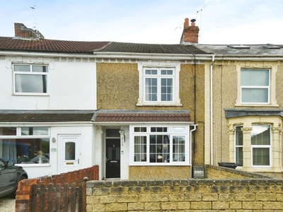 3 bedroom terraced house for sale in Cheney Manor Road, SWINDON, SN2