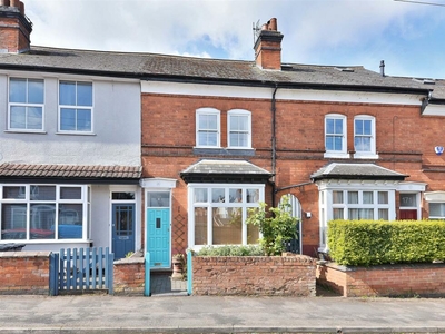 3 bedroom terraced house for sale in Highbury Road, Kings Heath, Birmingham, B14