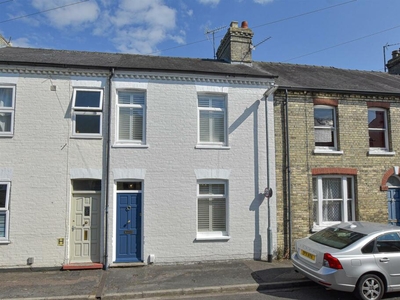 3 bedroom terraced house for sale in Madras Road, Cambridge, CB1