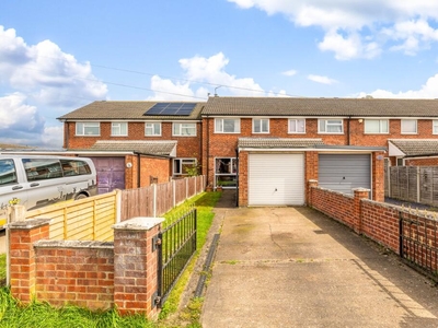 3 bedroom terraced house for sale in Station Road, North Hykeham, Lincoln, Lincolnshire, LN6
