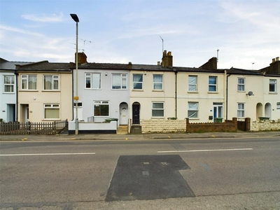 3 bedroom terraced house for sale in Swindon Road, Cheltenham, Gloucestershire, GL51