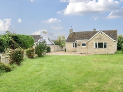 4 Bed Bungalow For Sale in Brize Norton Road, Minster Lovell, OX29 - 5155113
