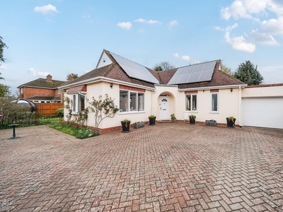 4 Bed Bungalow For Sale in Highmore Street, Hereford, HR4 - 5378614