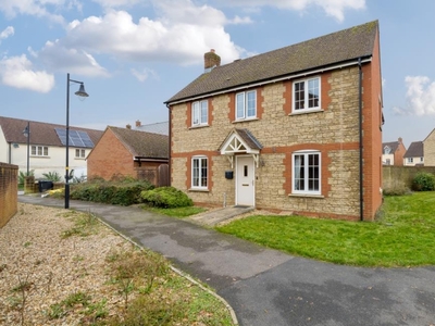 4 Bed House For Sale in Swindon, Wiltshire, SN25 - 5256625