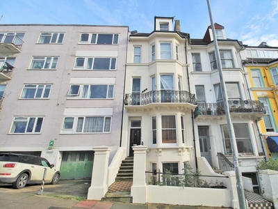4 bedroom apartment for sale in Upper Rock Gardens, Brighton, BN2