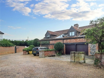 4 bedroom barn conversion for sale in White Horse Mews, White Horse Lane, Trowse, Norwich, NR14