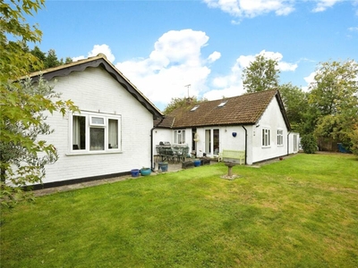 4 bedroom bungalow for sale in Woodland Way, Canterbury, Kent, CT2