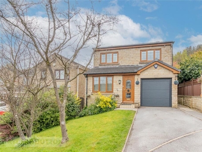 4 bedroom detached house for sale in Ayres Drive, Cowlersley, Huddersfield, West Yorkshire, HD4