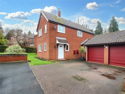 4 bedroom detached house for sale in Bishops Close, Thorpe St. Andrew, Norwich, Norfolk, NR7