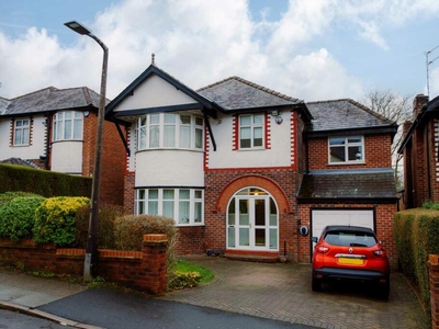 4 bedroom detached house for sale in Castle Hill Road, Prestwich, M25