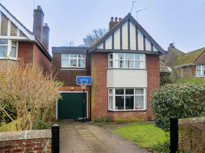 4 bedroom detached house for sale in Christchurch Road, Norwich NR2