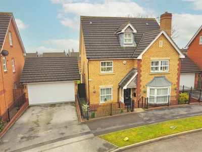 4 bedroom detached house for sale in College Road, Mapperley, Nottingham, NG3