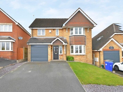 4 bedroom detached house for sale in Lapwing Close, Packmoor, Stoke-On-Trent, ST7