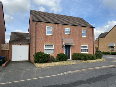 4 bedroom detached house for sale in Lyons Drive, Allesley, Coventry, CV5