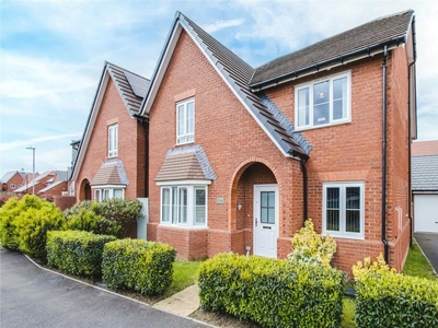 4 bedroom detached house for sale in Mackay Crescent, Tadpole Garden Village, Swindon, Wiltshire, SN25