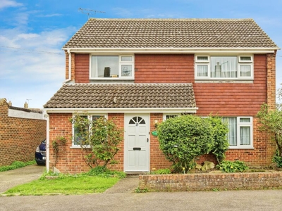 4 bedroom detached house for sale in Princes Way, Canterbury, Kent, CT2