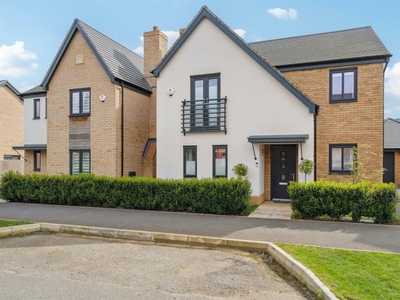 4 bedroom detached house for sale in West Street, Upton, NN5