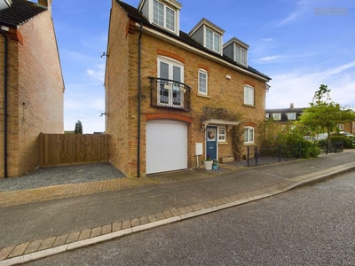 4 bedroom end of terrace house for sale in Lady Charlotte Road, Hampton Hargate, Peterborough, PE7