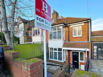4 bedroom end of terrace house for sale in Princes Road, BN2