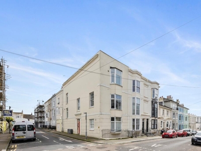 4 bedroom flat for sale in College Road, Brighton, East Sussex, BN2