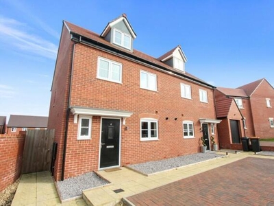 4 Bedroom House Bedford Borough Bedford Borough