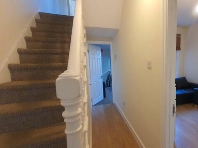 4 Bedroom House Londres Great London