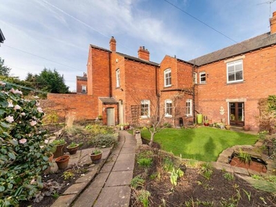 4 Bedroom House North Yorkshire Wakefield