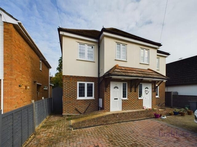 4 Bedroom House Surrey Surrey