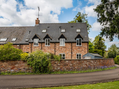 4 bedroom link detached house for sale in Manor Road, Swindon Village, Cheltenham, Gloucestershire, GL51