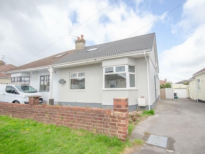 4 bedroom semi-detached bungalow for sale in Cleeve Park Road, Downend, Bristol, BS16 6DW, BS16