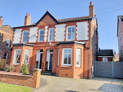 4 bedroom semi-detached house for sale in Lambton Road, Worsley, Manchester, M28