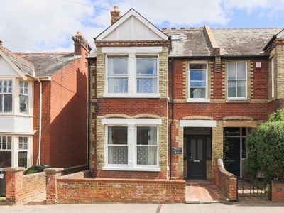 4 bedroom semi-detached house for sale in Nunnery Road, Canterbury, CT1