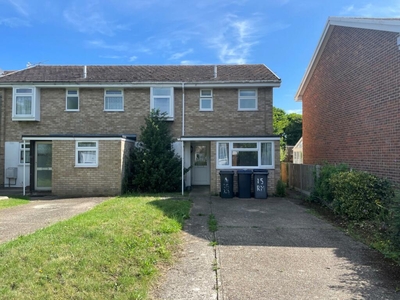4 bedroom semi-detached house for sale in Rushmead Close, Canterbury, CT2