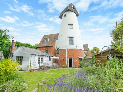 4 bedroom semi-detached house for sale in St. Martins Windmill, 6 Windmill Close, Canterbury, CT1 1PT, CT1
