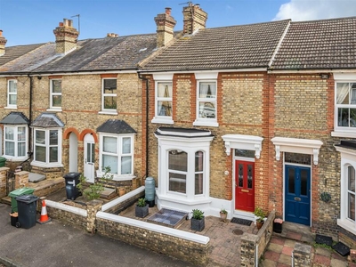 4 bedroom terraced house for sale in Victoria Street, Maidstone, ME16