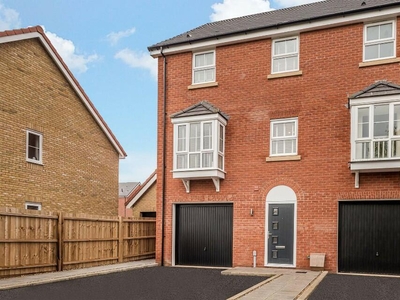 4 bedroom town house for sale in Buxton Road,
Old Catton,
Norfolk,
NR6 7GJ
, NR6