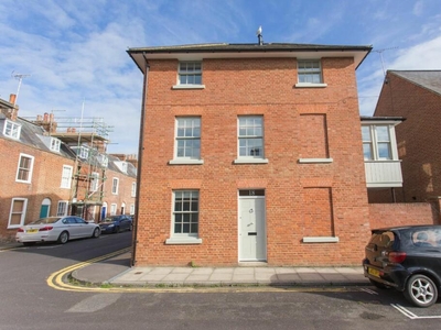 4 bedroom town house for sale in New Street, St. Dunstans, CT2