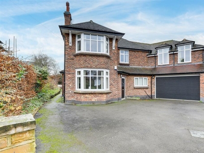 5 bedroom detached house for sale in Beeston Fields Drive, Beeston, Nottinghamshire, NG9 3DB, NG9
