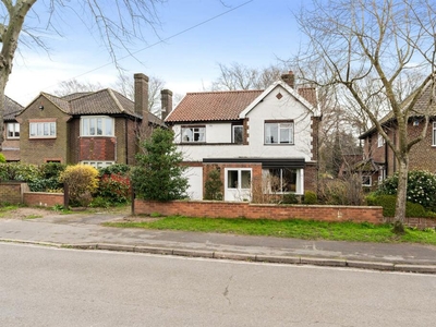 5 bedroom detached house for sale in Christchurch Road, Norwich, NR2
