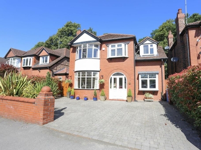 5 bedroom detached house for sale in Parrs Wood Road, Didsbury, Manchester, M20